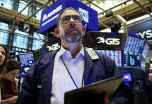 Chứng khoán Mỹ tăng điểm mạnh, giá dầu “bốc hơi” 7% dù Iran tấn công căn cứ của Mỹ