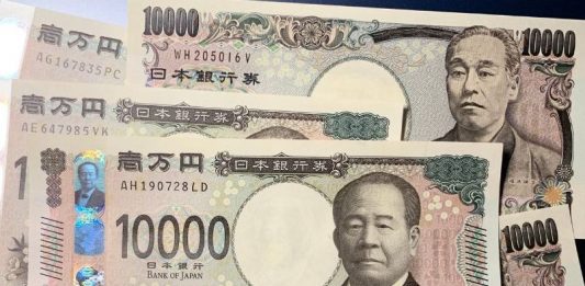 Áp lực mất giá đè nặng đồng yên trước cuộc họp của BOJ